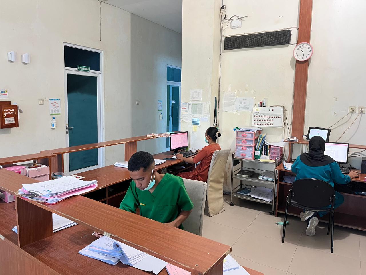 Ruang Perawatan Penyakit Dalam 04
